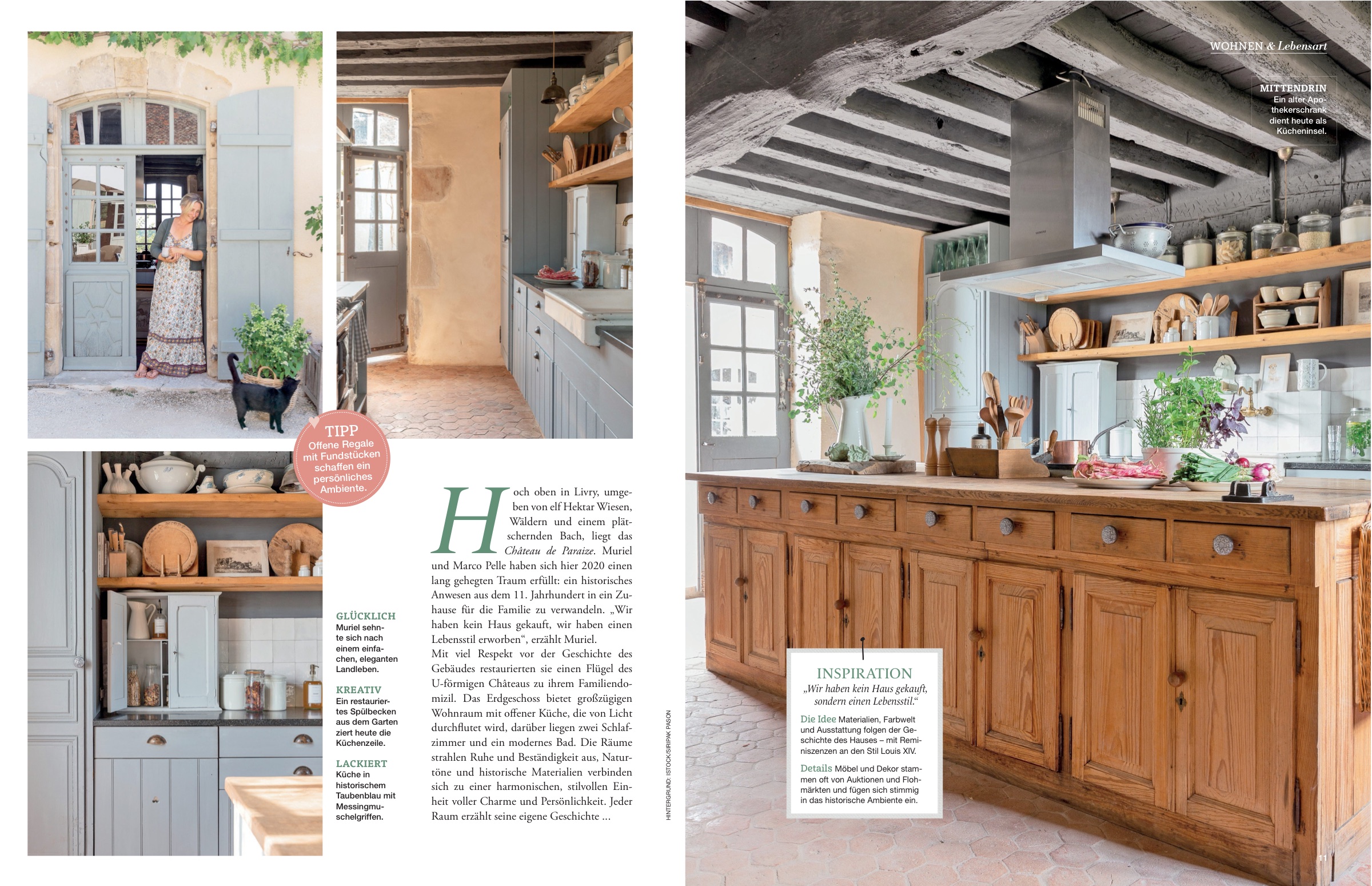 Heft-Doppelseite: Landhausküche mit Holzmöbeln im historischen Château